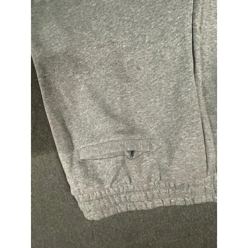 Jordan Men’s Gray Joggers Size Large